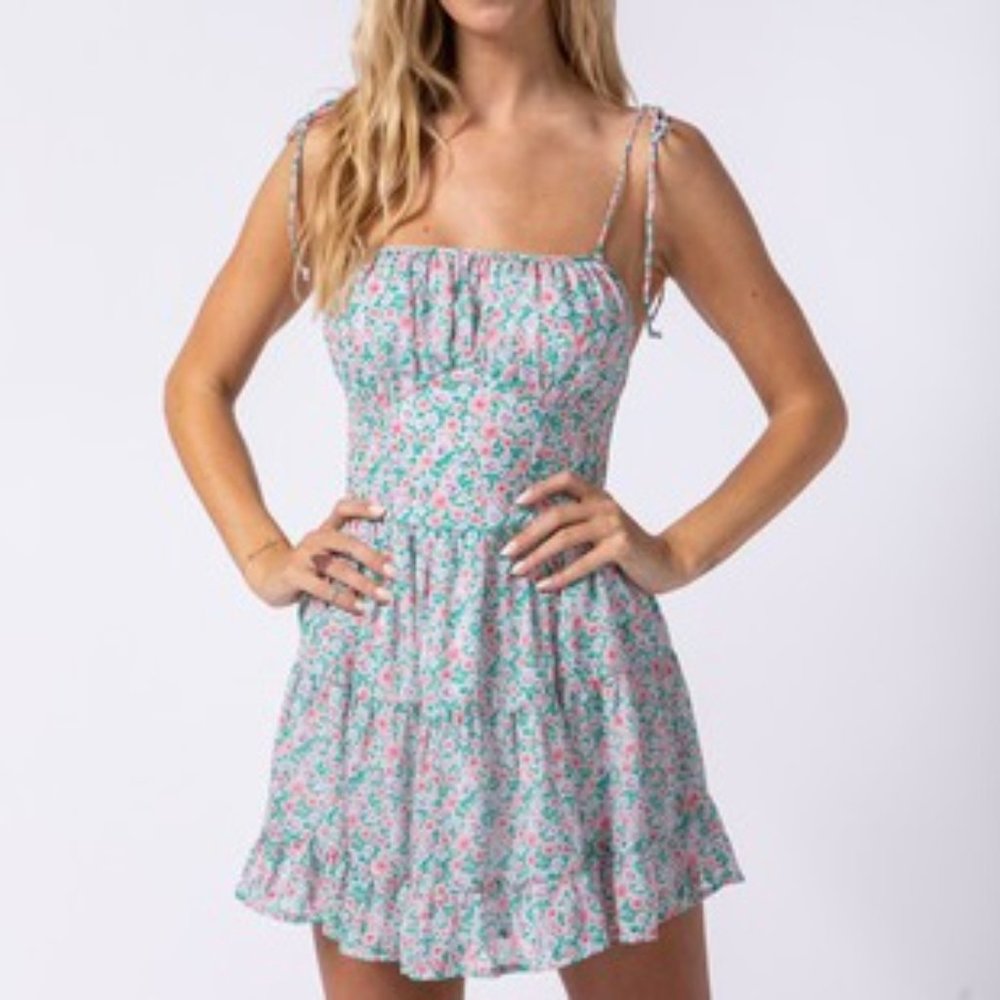❌SOLD OUT❌ HAPPY HOUR FLORAL MINI DRESS - Picture 1 of 1